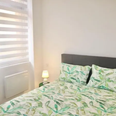 Au Gout Du Jour T2 Climatise Apartman