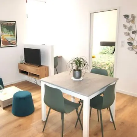 Au Gout Du Jour T2 Climatise *