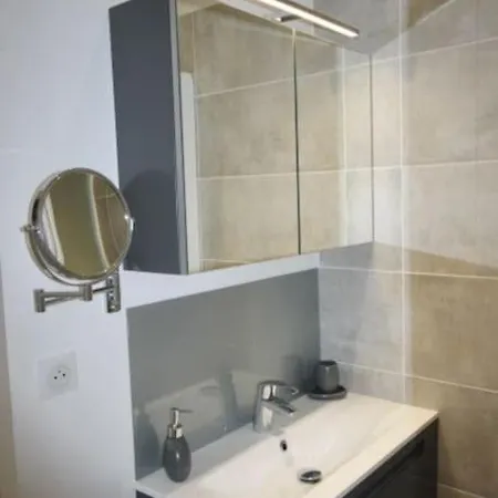 Au Gout Du Jour T2 Climatise